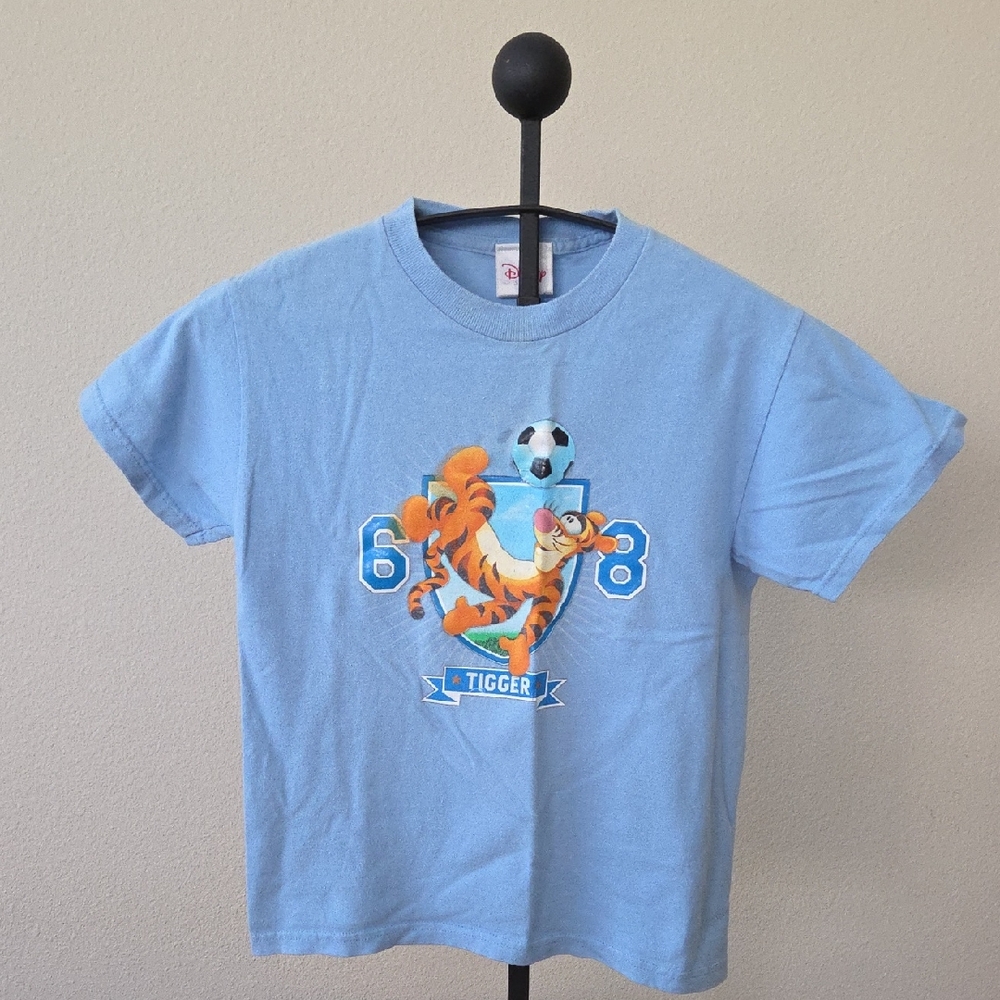 DISNEY TIGGER SHORT SLEEVE KIDS TEE SHIRT, SOCCER THEMED